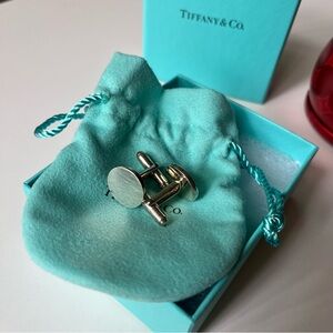 Tiffany & Co. Silver Cufflink with box